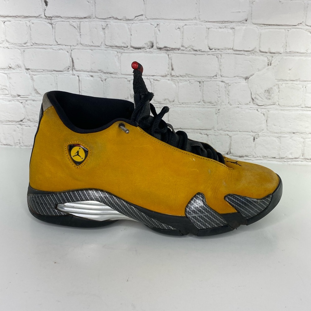 Jordan 14 Retro Reverse Ferrari 2019